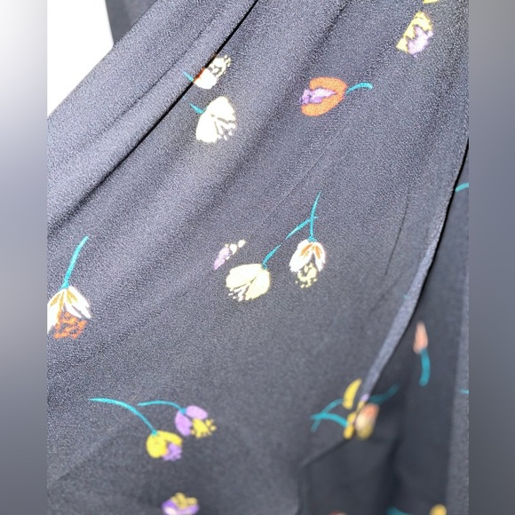 Cabi Divine Wrap Dress Black Floral Print Size Medium - Picture 8 of 13